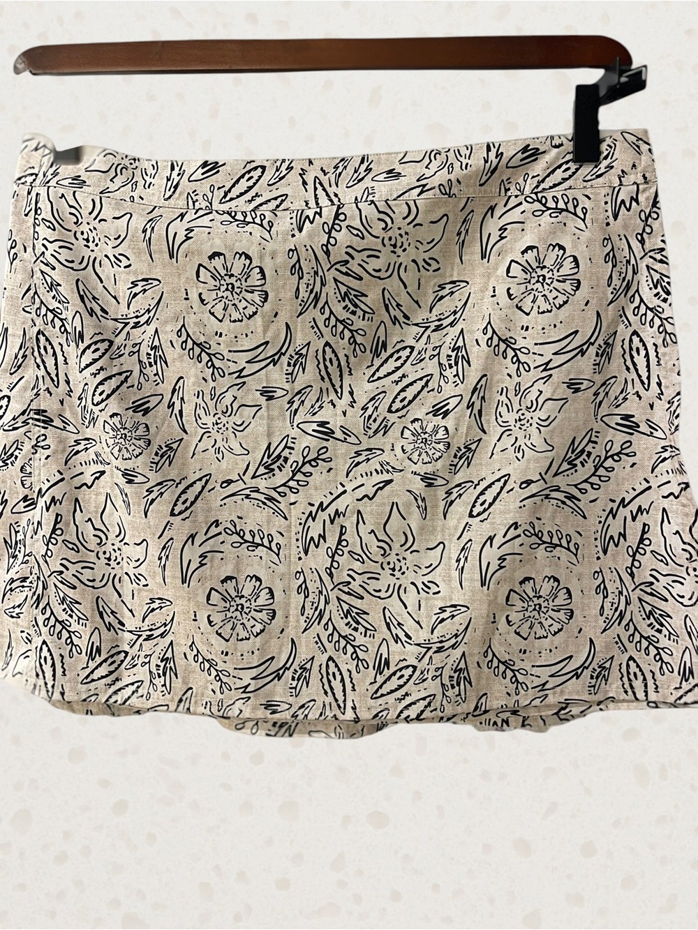 Rip Skirt Hawaii Wrap Skirt Velcro Closure can adjust with waist size